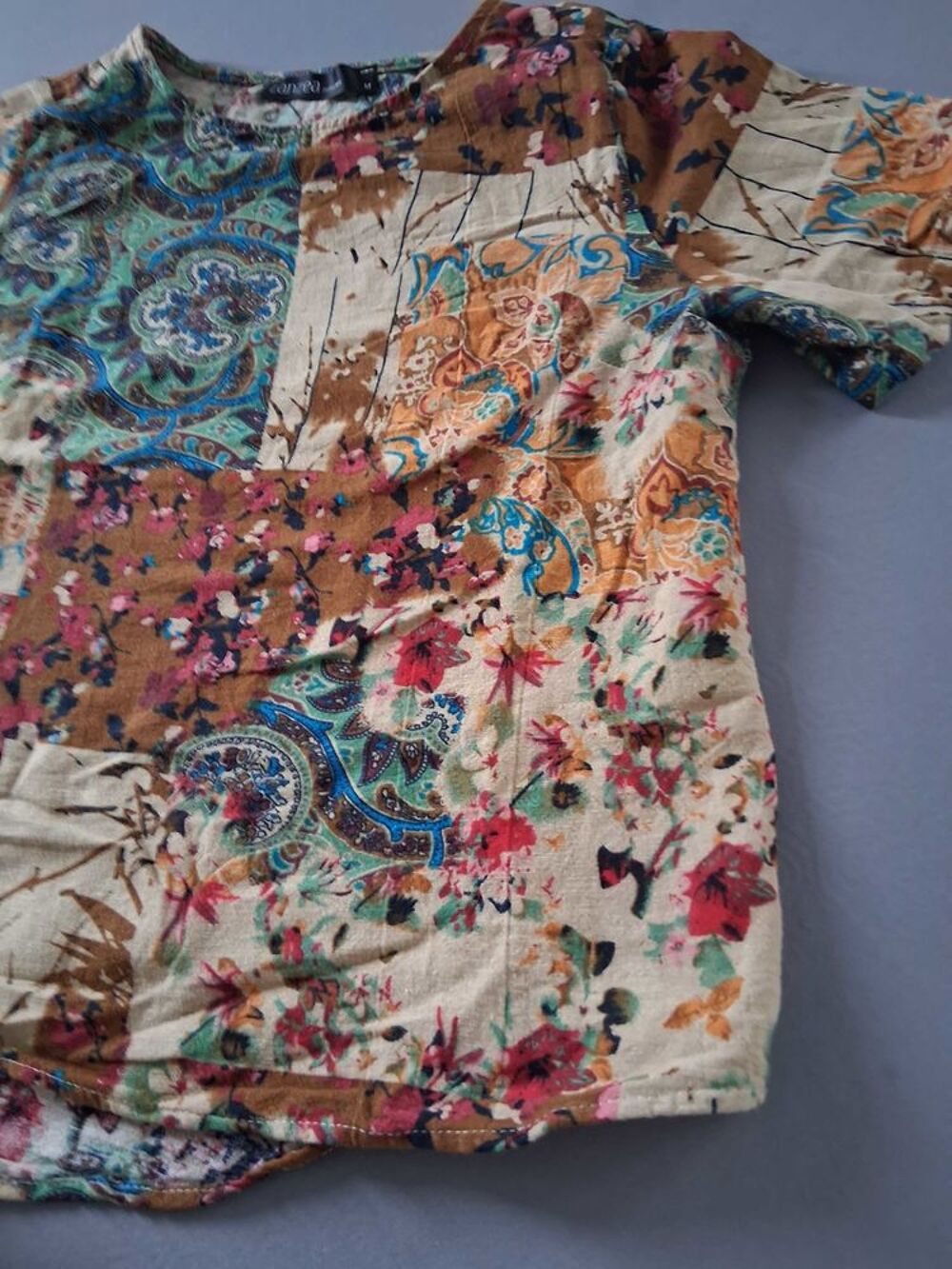 T-shirt Vêtements