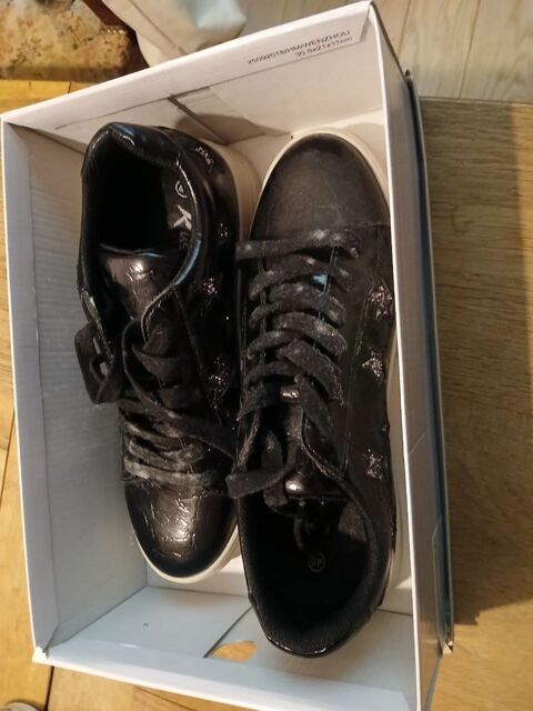 Basket taille 40 20 Sainte-H�l�ne (71)