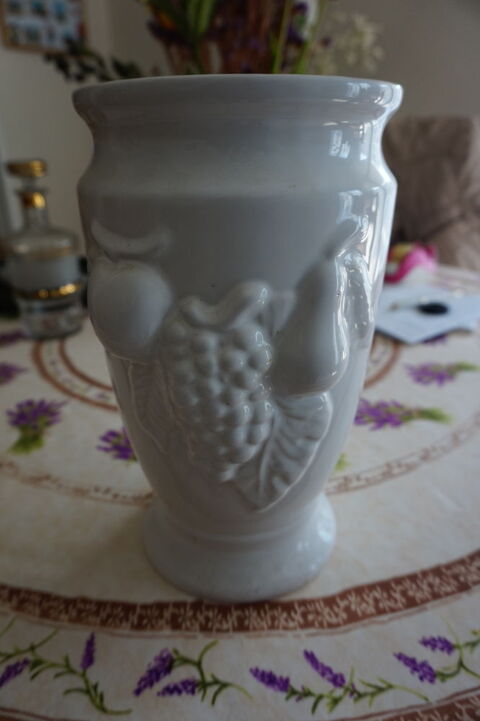 vase 10 Clamart (92)