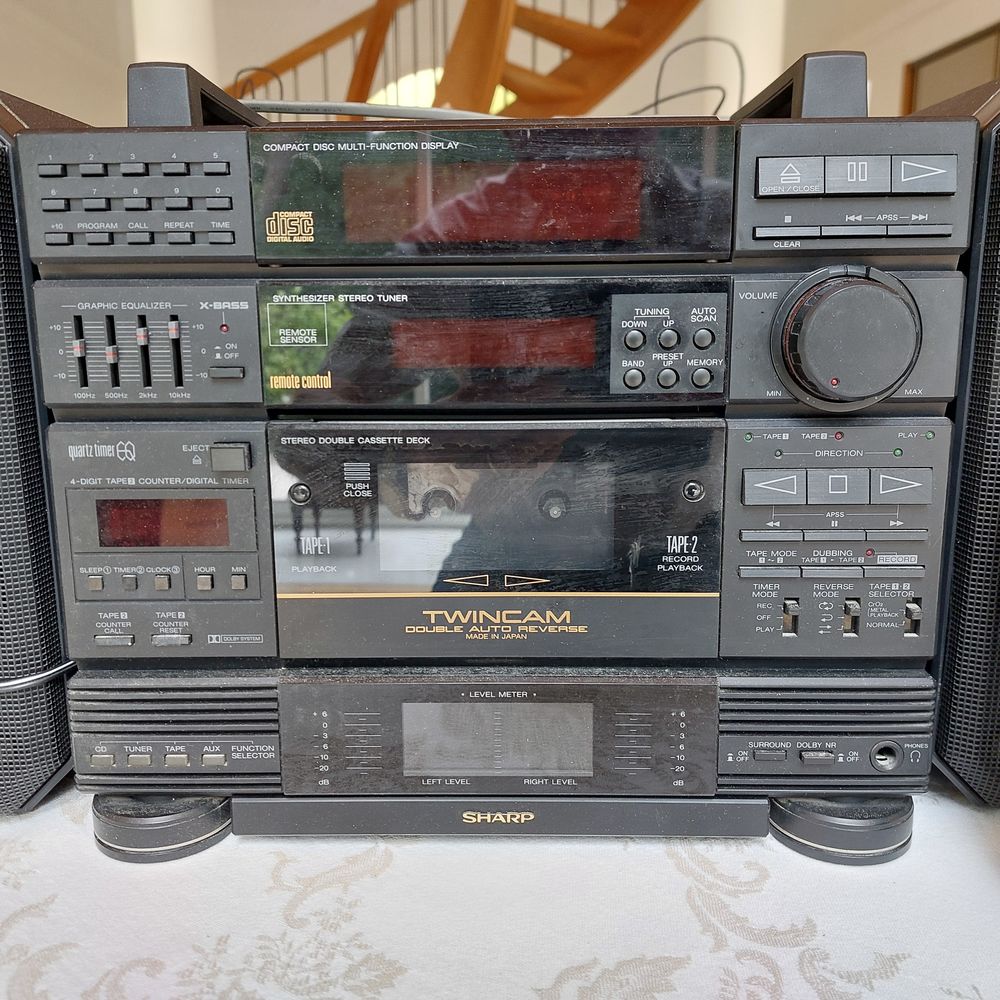 Compact disk st&eacute;r&eacute;o Audio et hifi
