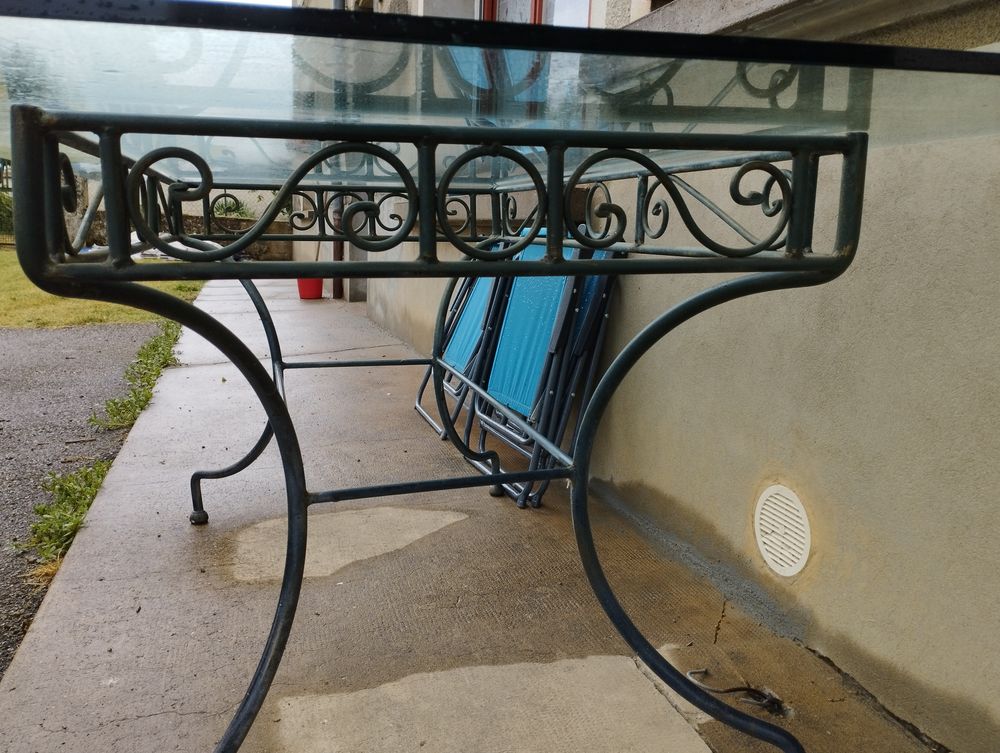 Table fer forg&eacute; Meubles