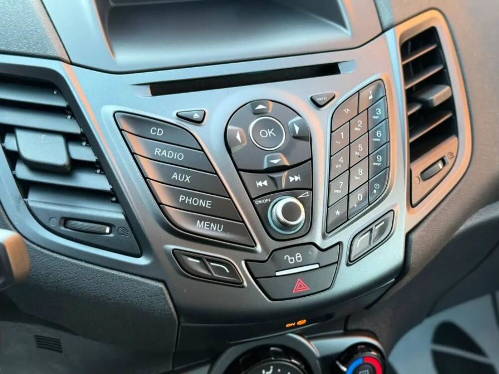 Fiesta FORD FIESTA EcoBoost 1,0L 101cv POWERSHIFT BVA6 2016 occasion 55100 Verdun