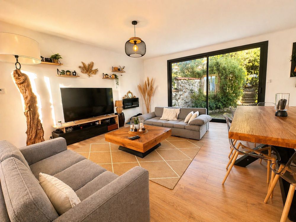 Vente Maison Maison de ville avec jardin - Quartier fontaine Nîmes