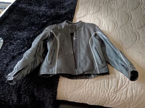 Blouson de moto en cuir 100 Lescure-d'Albigeois (81)