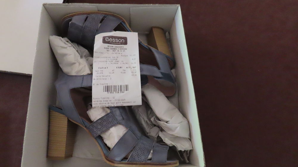 Paire de chaussures Chaussures