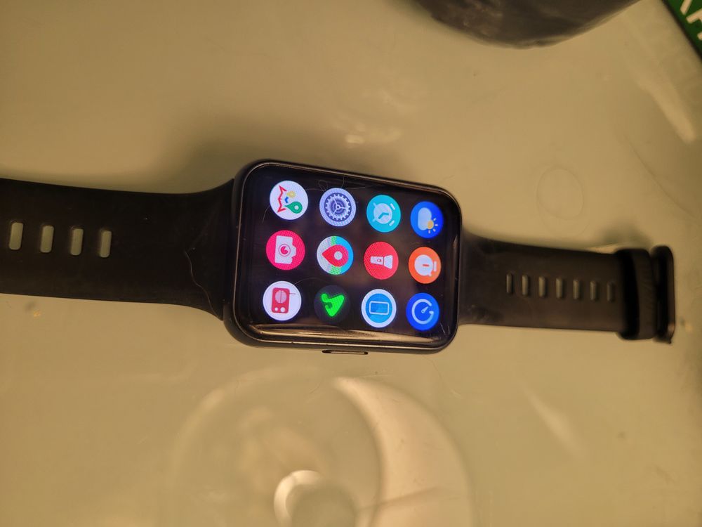 ma montre connect&eacute;e Bijoux et montres