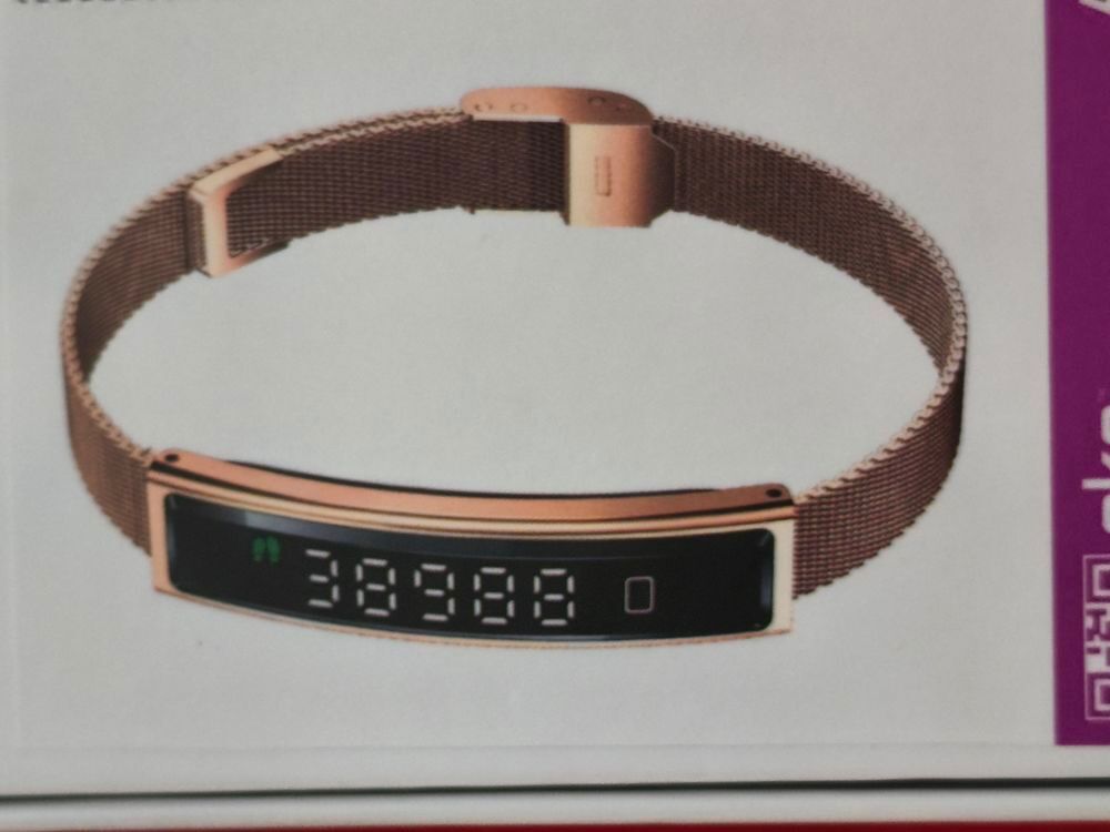 Petite montre connect&eacute;e marque eko Bijoux et montres