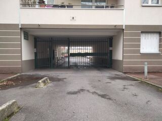  Parking / Garage à vendre 12 m² Noisiel