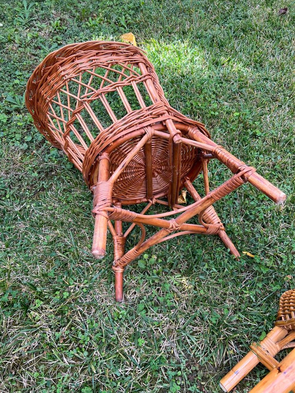 Lot chaises rotin et brouettes enfant Mobilier enfants
