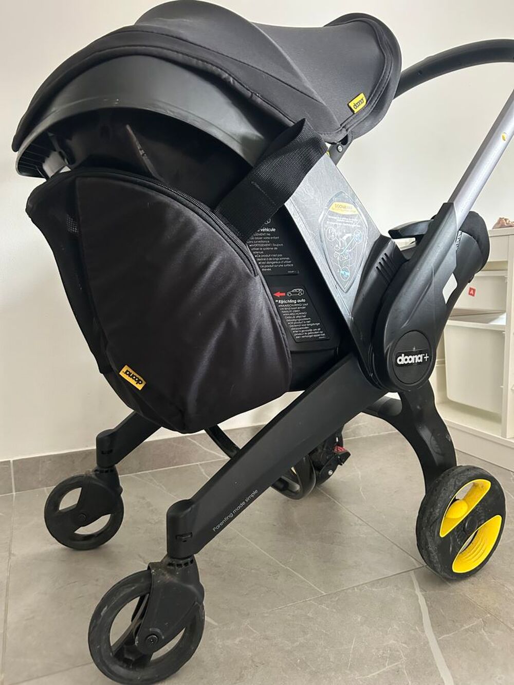 Poussette Doona ? Pack complet quasi neuf ? Tout achet&eacute; NEUF Puriculture
