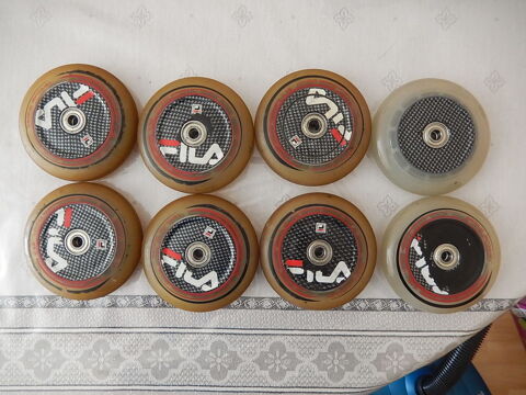 8 roues roller de 100mm 84A FILA 30 Champs-sur-Marne (77)