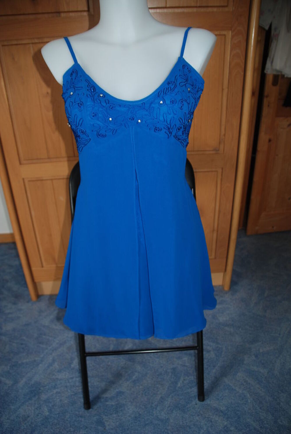Robe de cocktail Vêtements