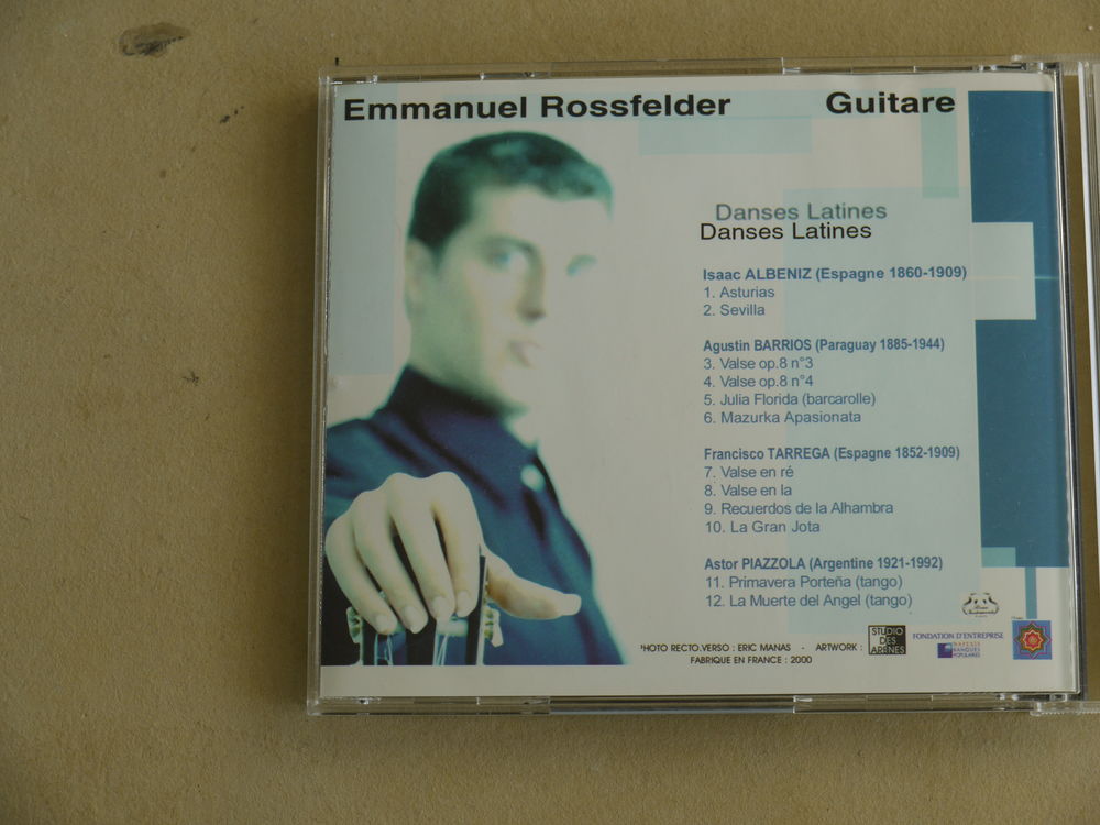 Lot de 15 CD musique latino
CD et vinyles