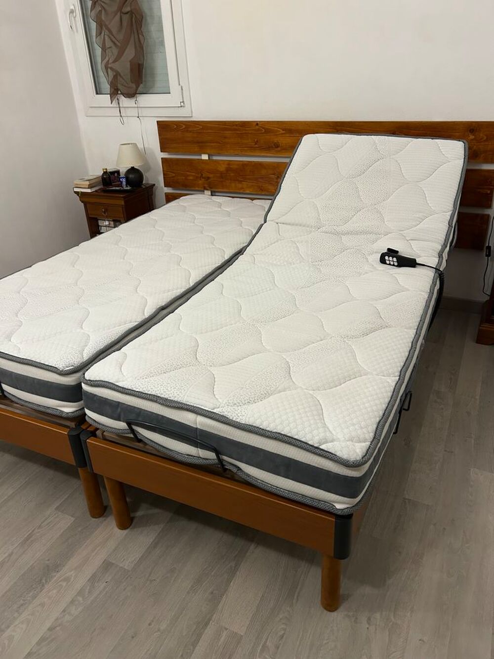 lit &eacute;lectrique avec matelas 2x80x200 Meubles