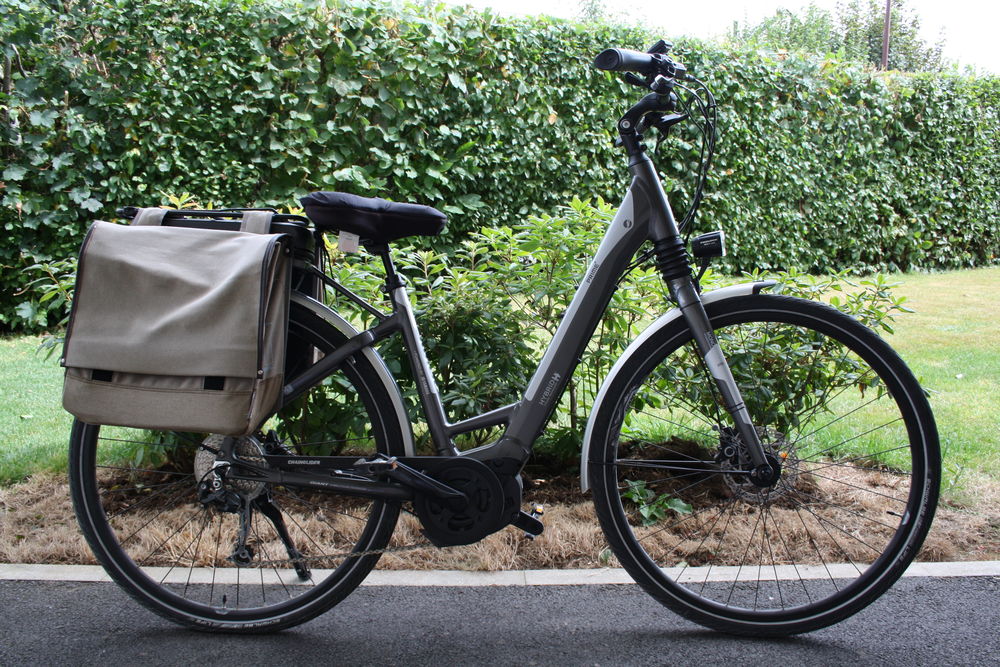 V&eacute;lo GIANT PRIME E+ 2 DISC LDS, ann&eacute;e 2015 ,136 km r&eacute;el Vélos