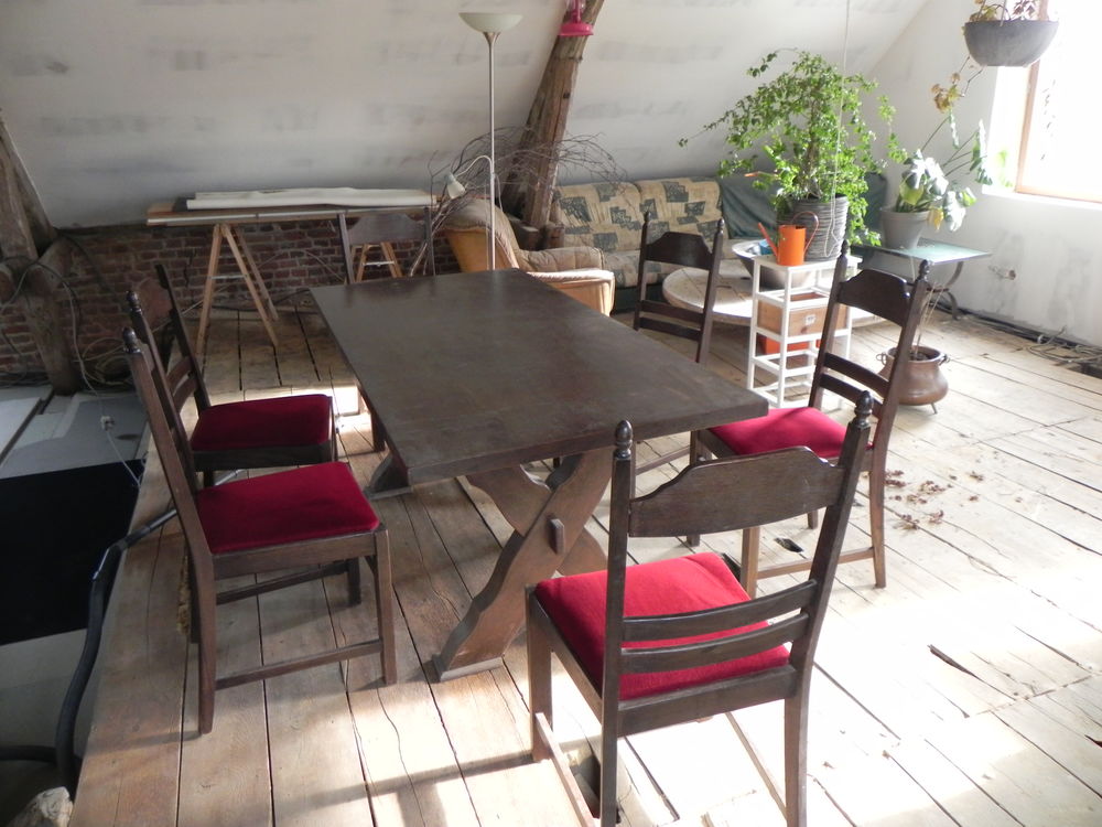 Table de Salle &agrave; manger avec 6 chaises Meubles