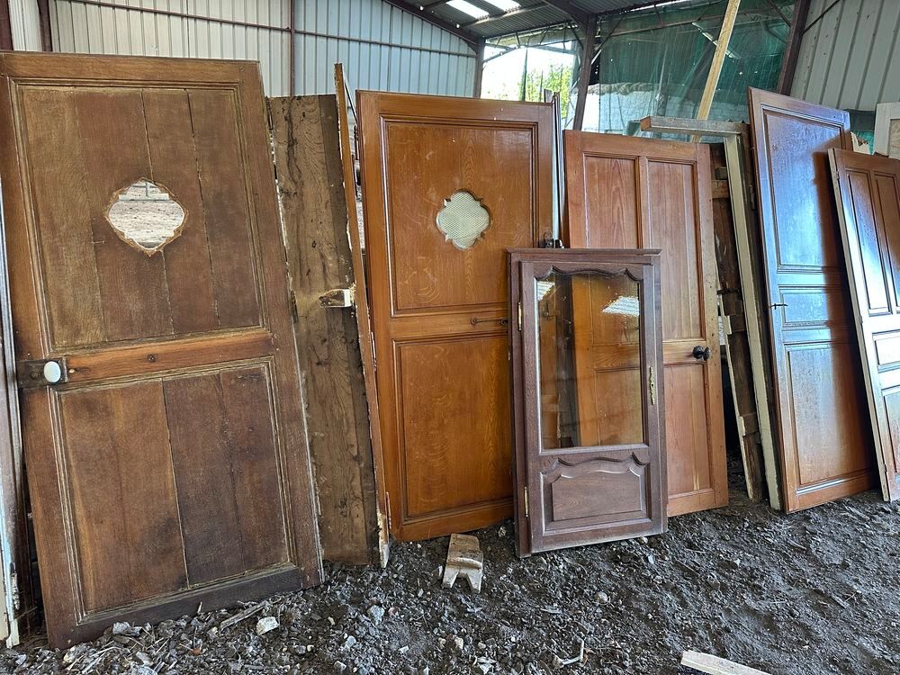 Anciennes portes int&eacute;rieures de ferme Décoration