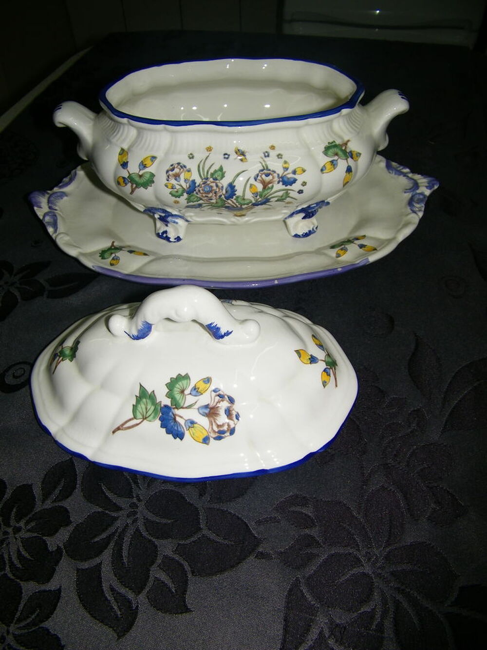 SOUPI&Egrave;RE DE COLLECTION Décoration
