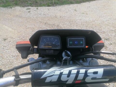 Moto YAMAHA 1999 occasion Bosset 24130