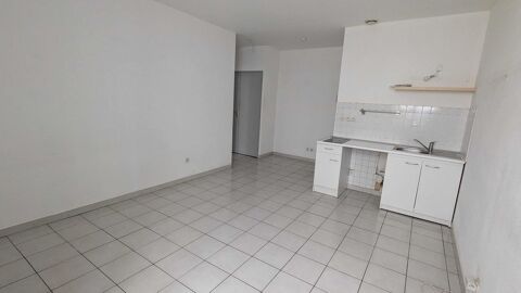   T2 Perrache, calme, tr�s bon �tat, prox gare, UCLY Appartement - 2 pi�ce(s) - 38 m�