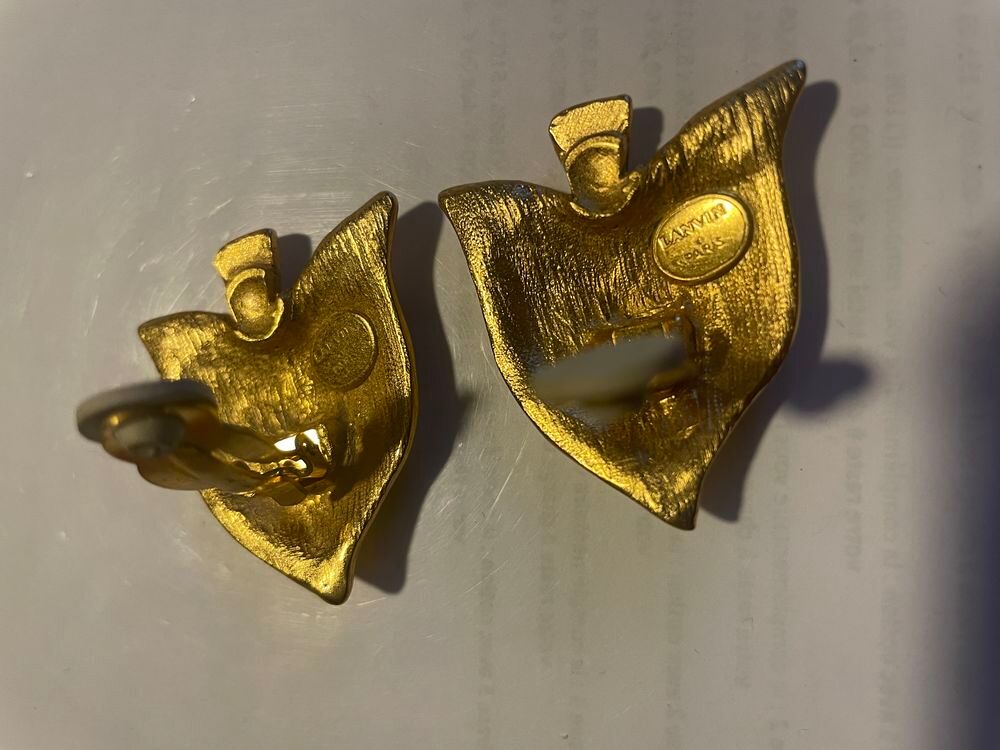 BO Clip dor&eacute;e mat, pointe de fl&egrave;che LANVIN Bijoux et montres