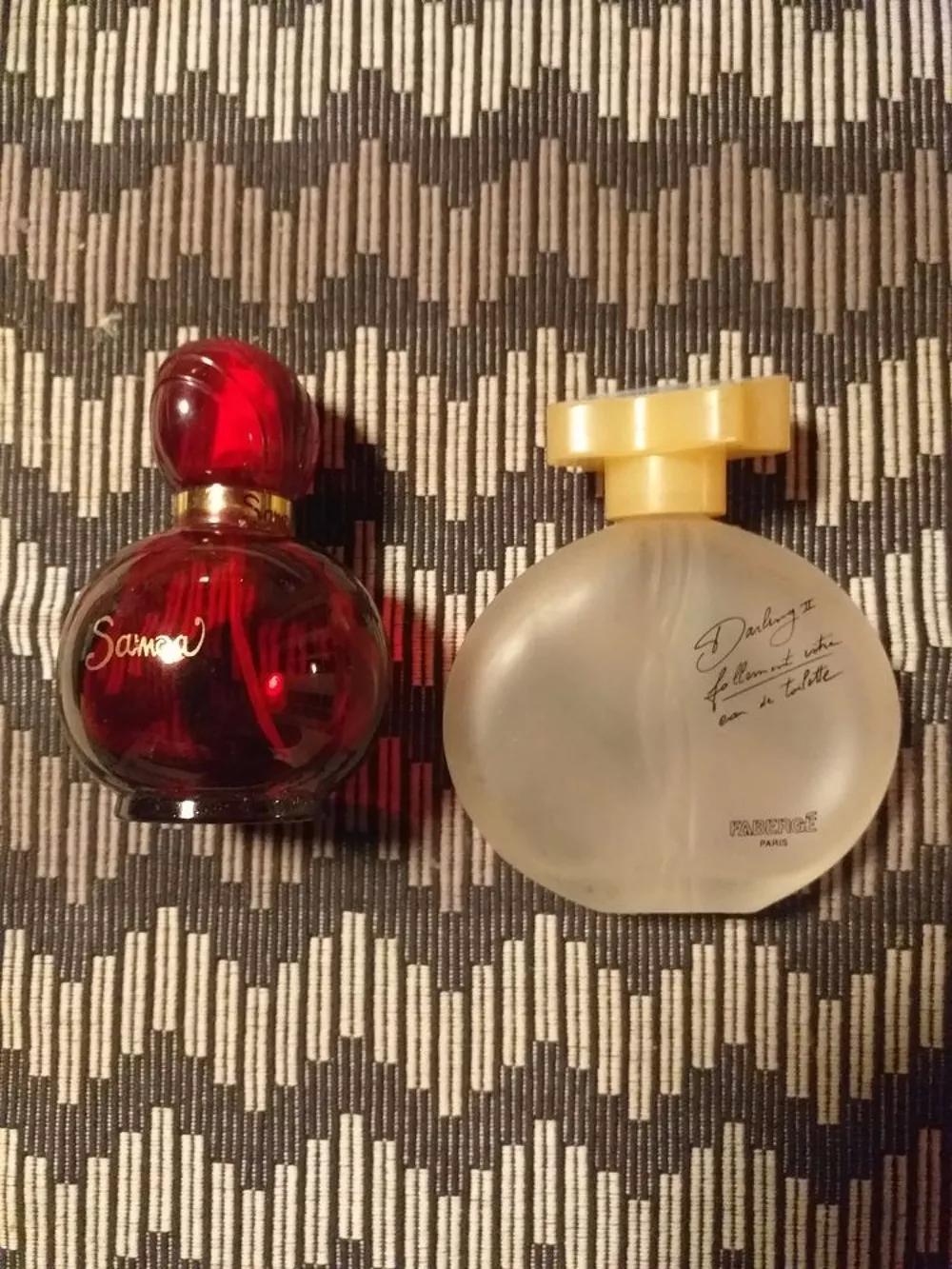 2 FLACONS PARFUM VIDES SAMOA/DARLING 2 Décoration