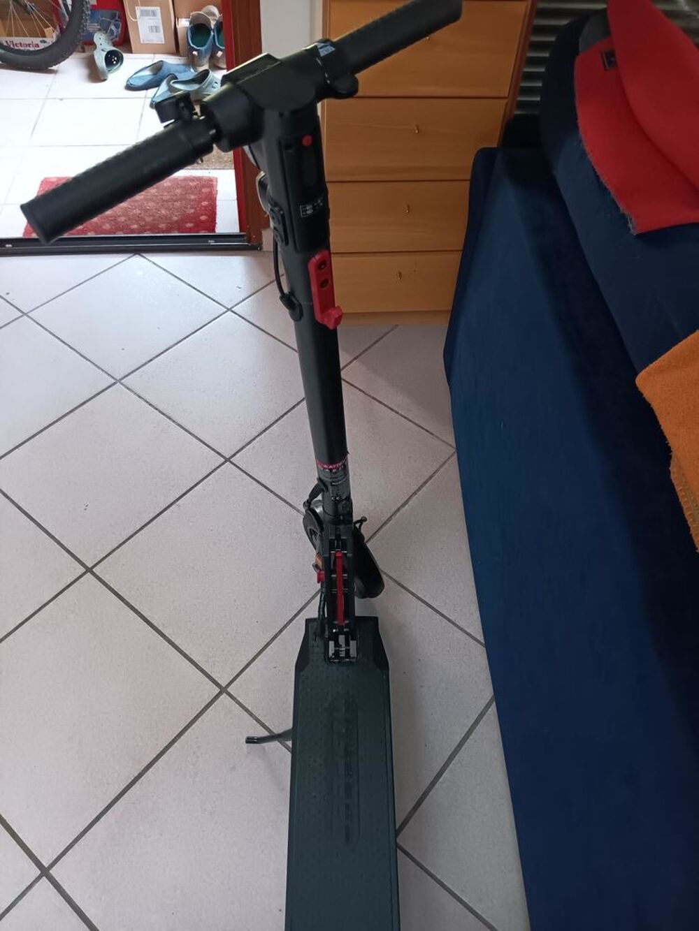 Trottinette &eacute;lectrique pour pi&egrave;ces Sports