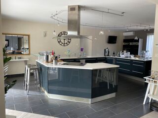  Villa à vendre 6 pièces 224 m²