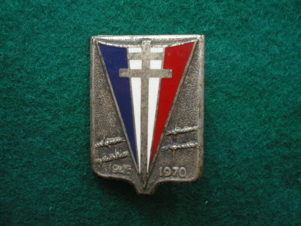 Insigne - Prisonniers de guerre 1945-1970. 