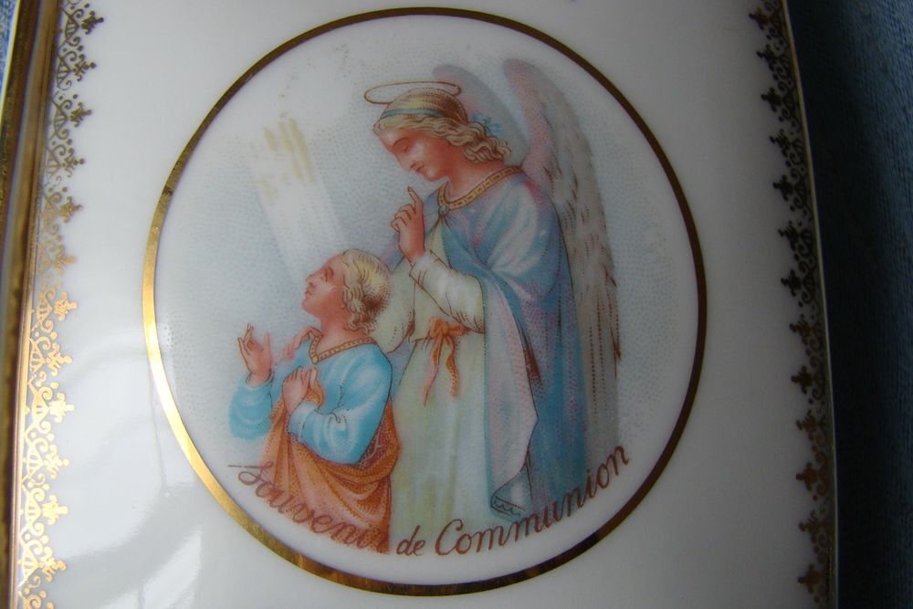 Ancienne bonbonni&egrave;re de communion Limoges Chalais 1950 