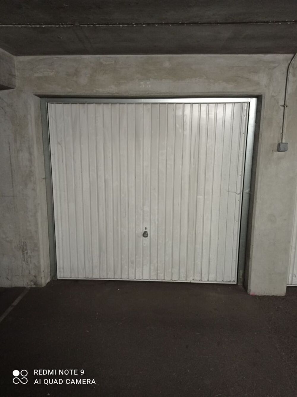 Location Parking/Garage garage fermé centre ville Dijon 21000 - 13m² Dijon