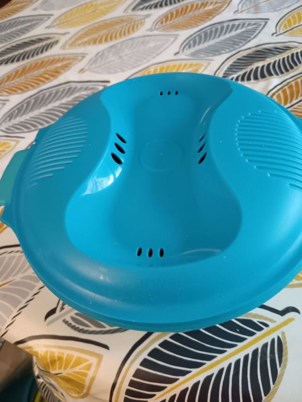 Cuit Riz ? Tupperware bleu pour cuisson Micro ondes Electromnager