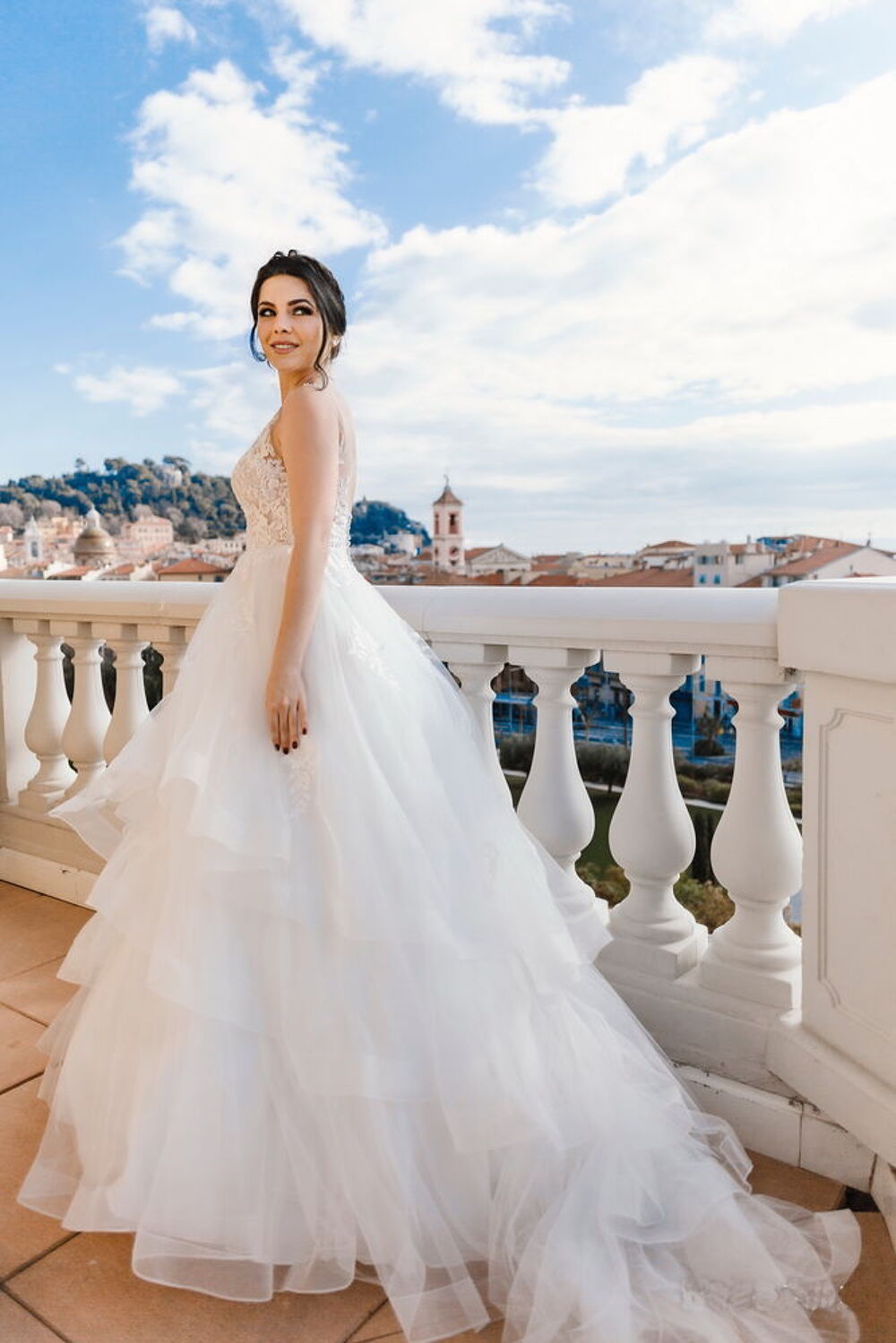 Robe mari&eacute;e de cr&eacute;ateur Adriana Alier Vêtements