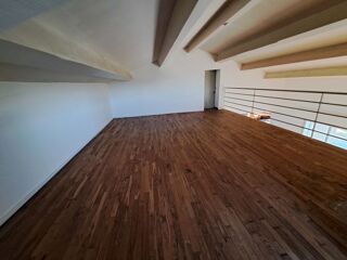  Maison à louer 4 pièces 180 m²