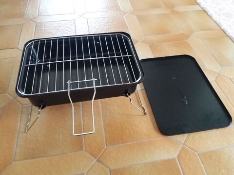 Petit barbecue neuf 12 Préfailles (44)