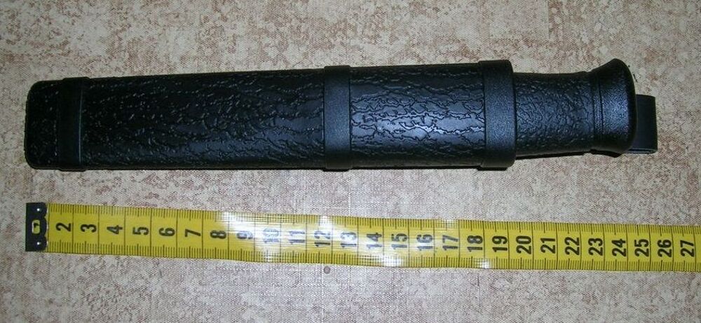 Couteau su&eacute;dois Mora 2000 &eacute;dition limit&eacute;e. 