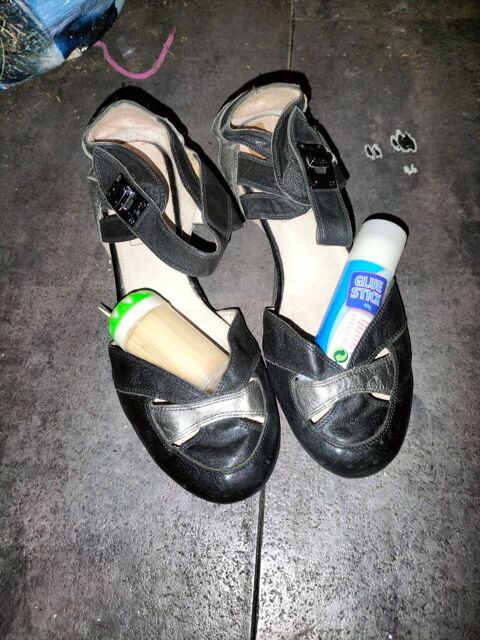 Ballerine babies cuir Man Zelle pointure 38 tr�s bon �tat 18 Cachan (94)