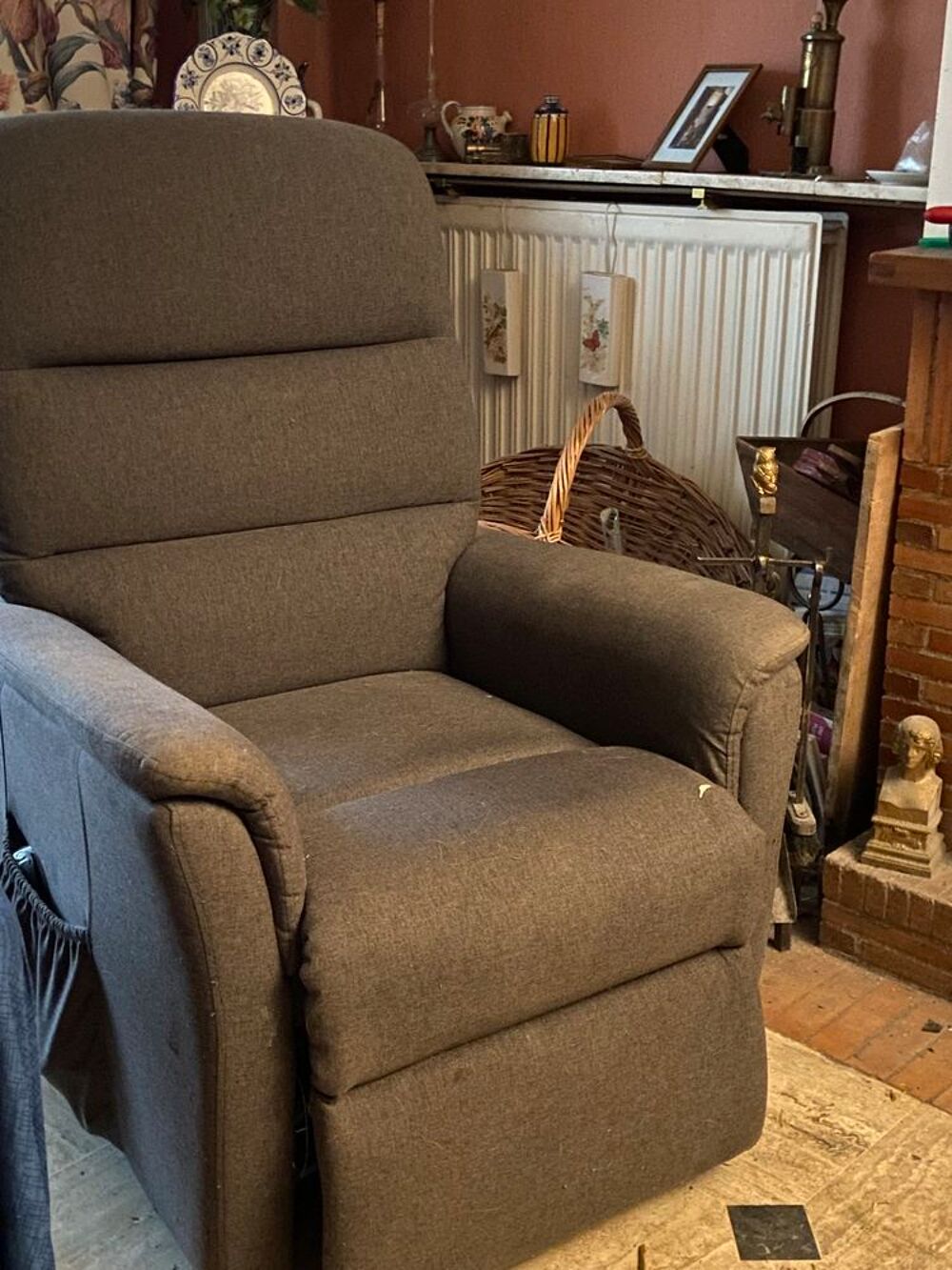 Fauteuil &eacute;lectrique multipoosition Meubles