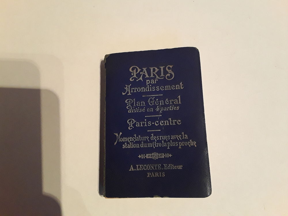 ANCIEN LIVRE BLEU DE PLAN DE PARIS Livres et BD