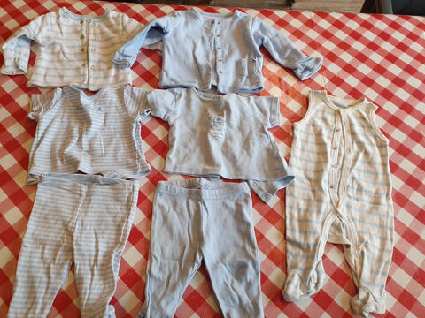 Lot de 2 Ensembles bebe - 3/6 mois 
7 Aubvillers (80)