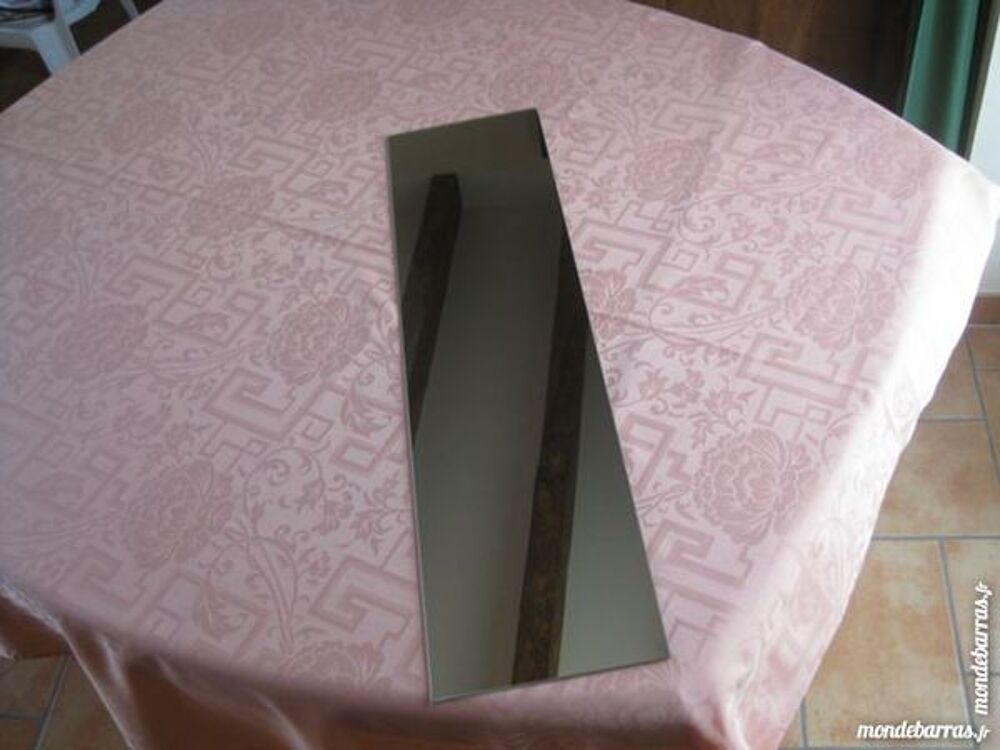 GLACE A FIXER AVEC DOUBLE FACE Bricolage