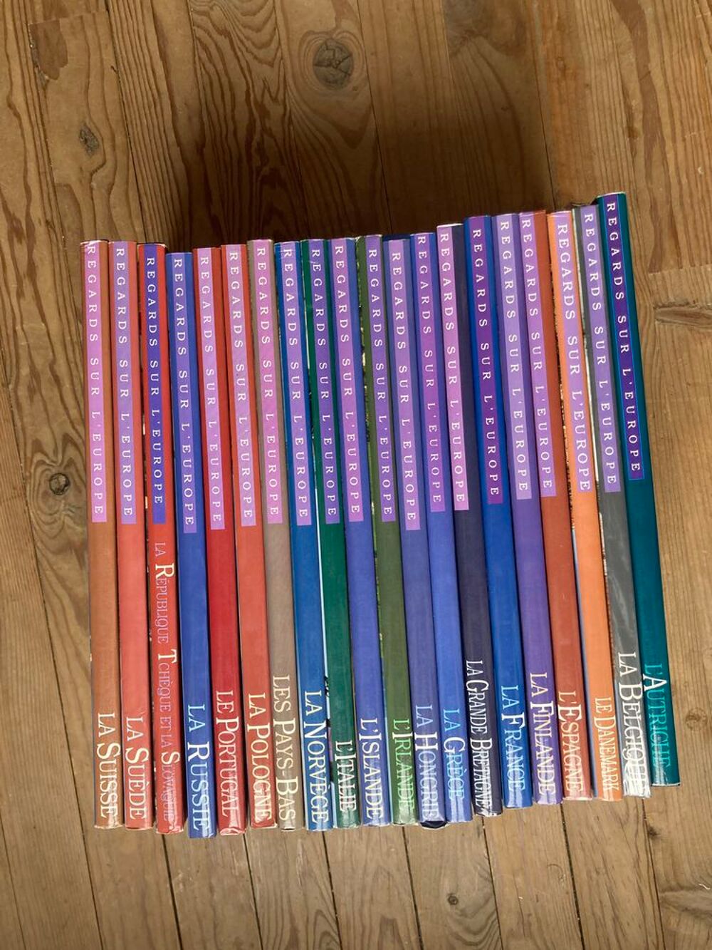 Ensemble de livres de g&eacute;ographie Livres et BD