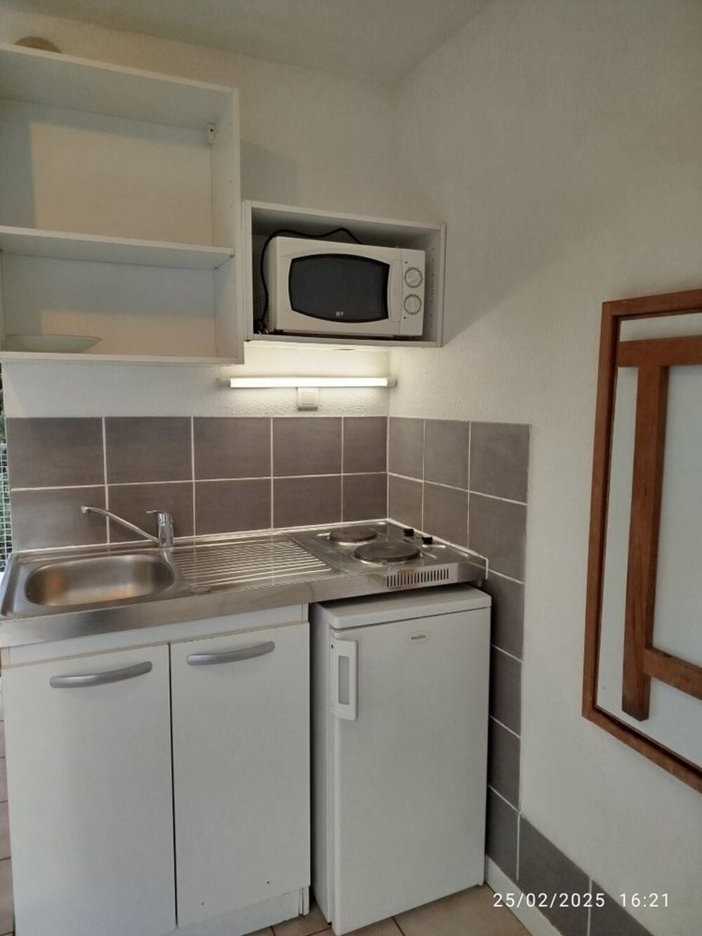 Location Appartement Studio Meublé Proche CHU Carémeau, Vatel, IUT, ZI St Césaire Nîmes