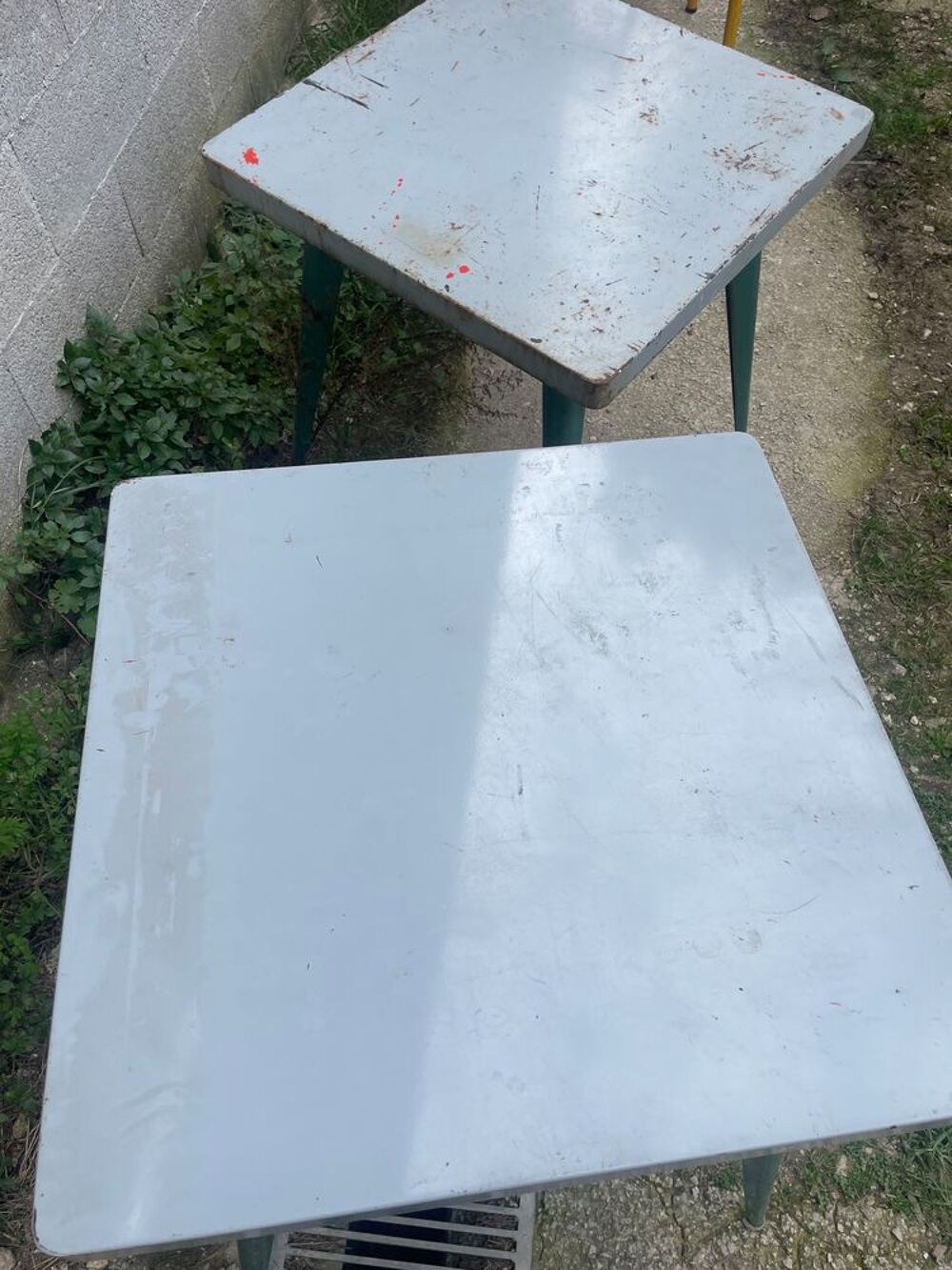 Lot de 2 tables TOLIX Meubles
