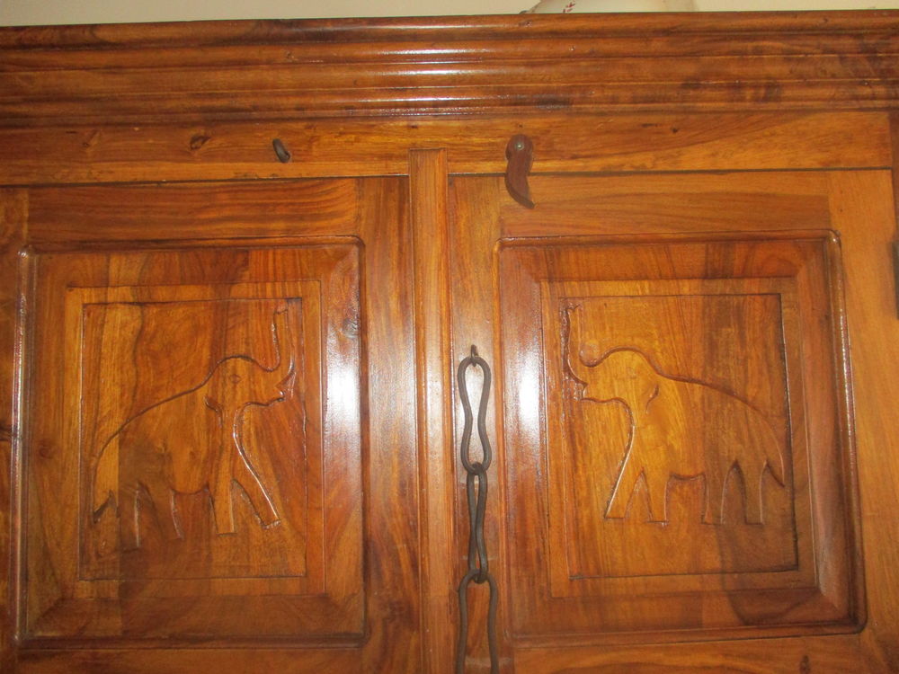 buffet en bois massif Meubles