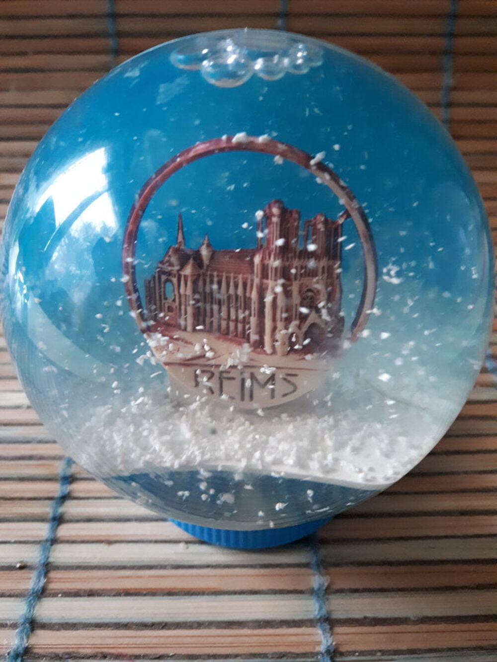 Boule de neige souvenir de Reims 