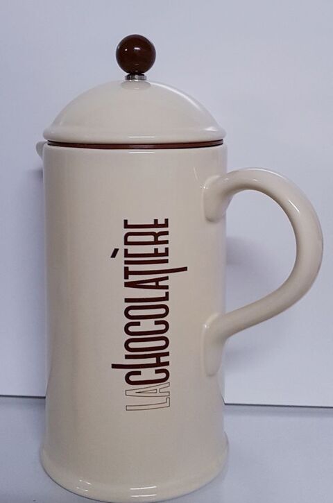 Chocolati�re NEUVE 20 Marignane (13)