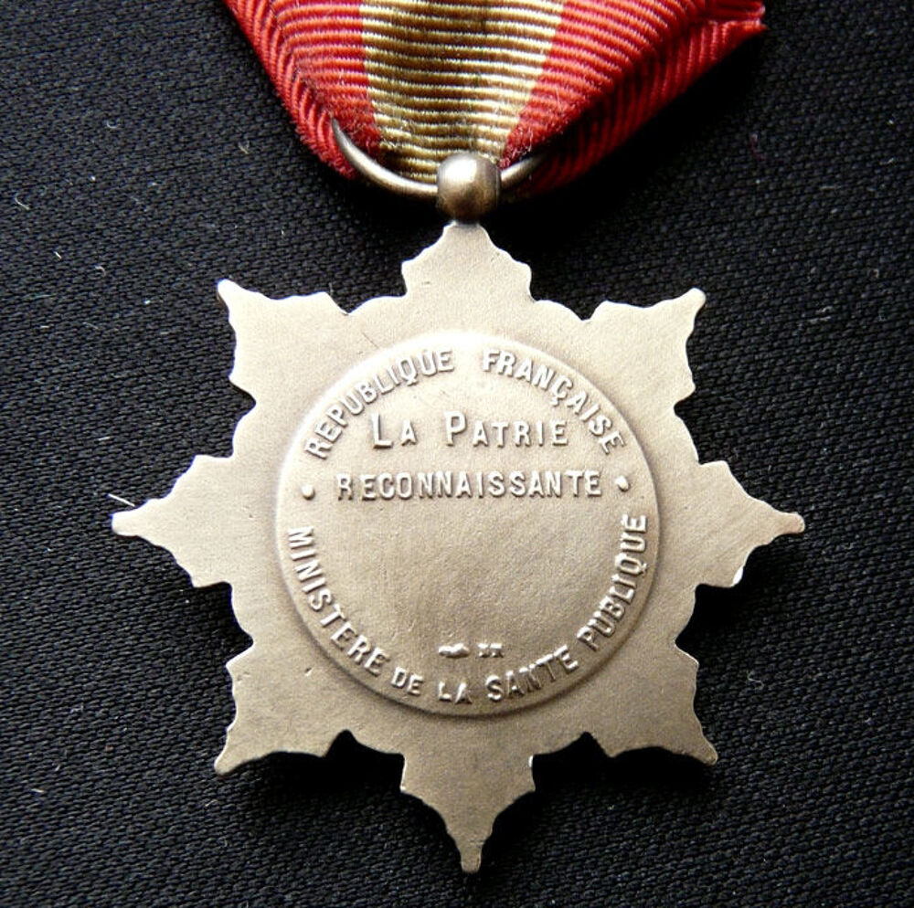 M&eacute;daille Civile Famille Fran&ccedil;aise, avec sa bo&icirc;te et &eacute;pingle 