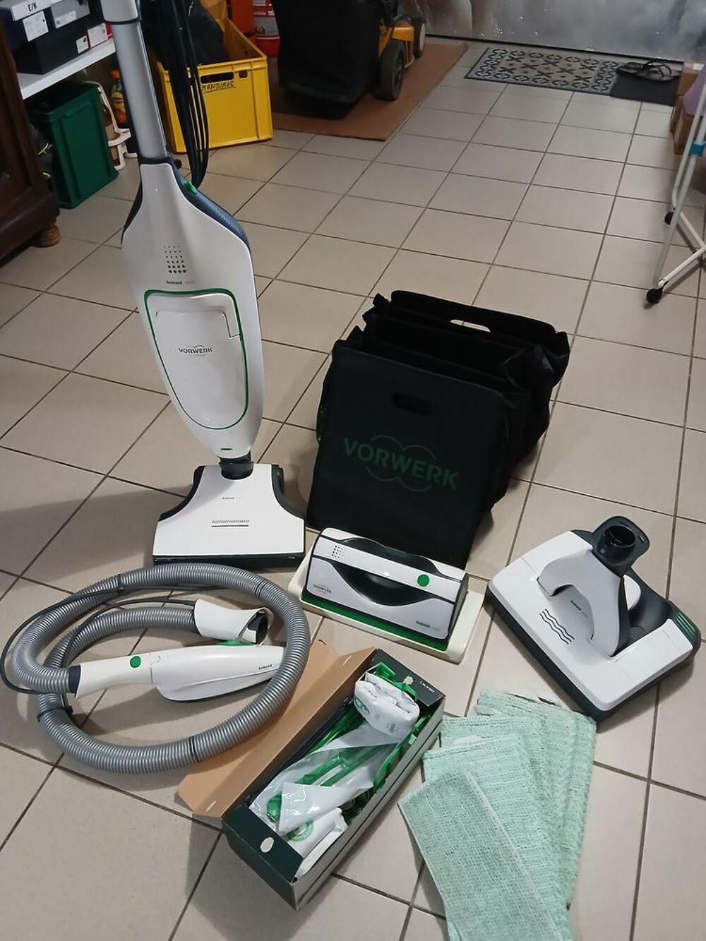 Aspirateur Kobold VK200 Electroménager