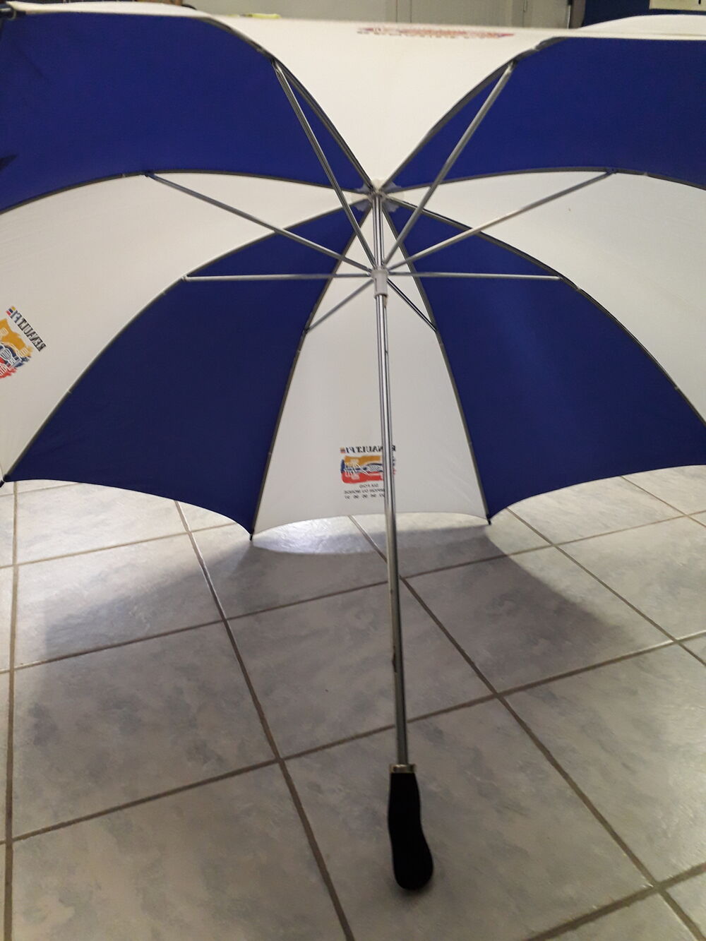 Parapluie Renault. 